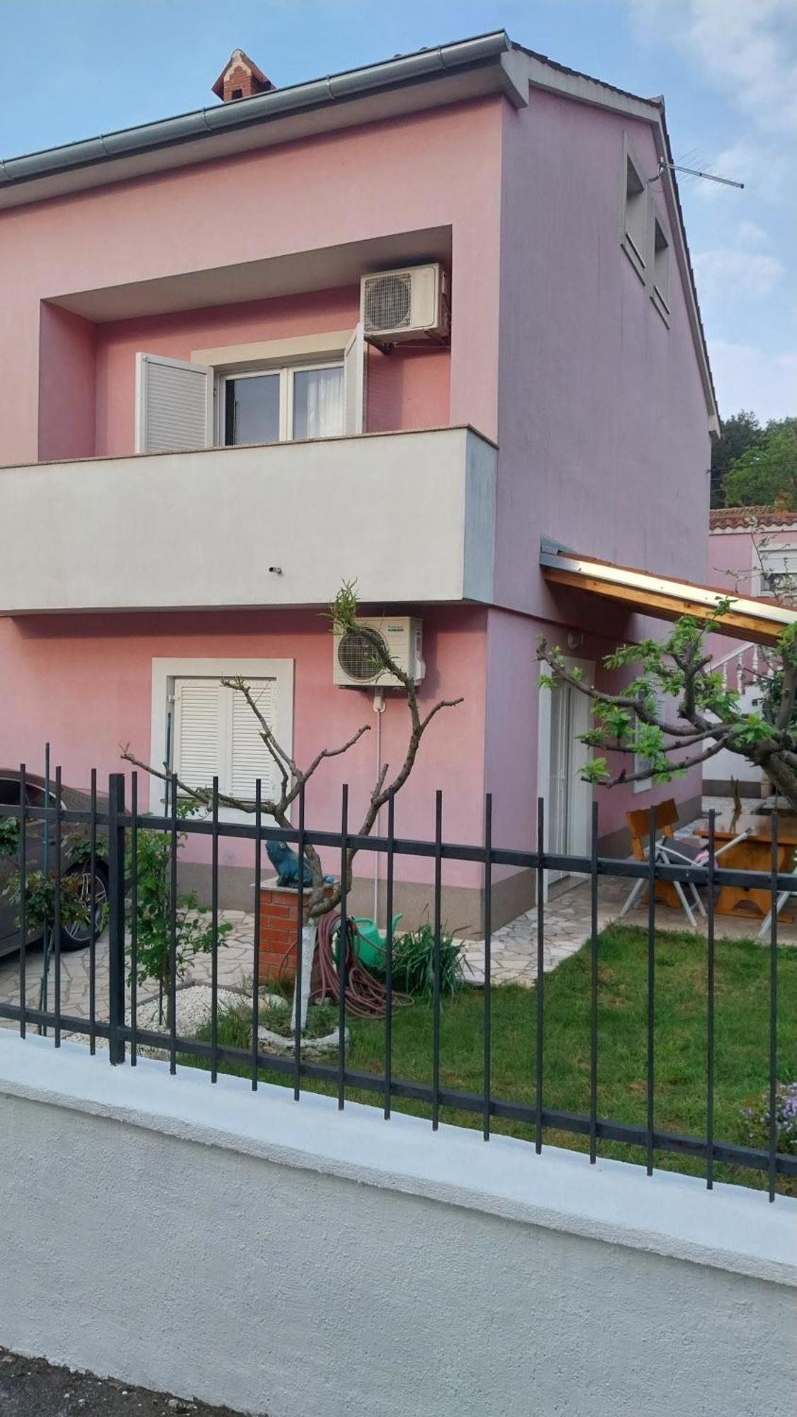 Jan3 Daire Pula Oda fotoğraf
